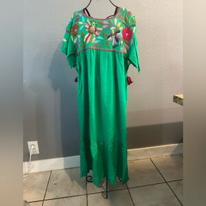 Green Embroidered Maxi Dress | NWOT| Size XL
